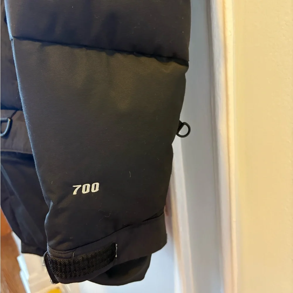 The North Face Men's Black Puffer Coat - Picture 7 of 9